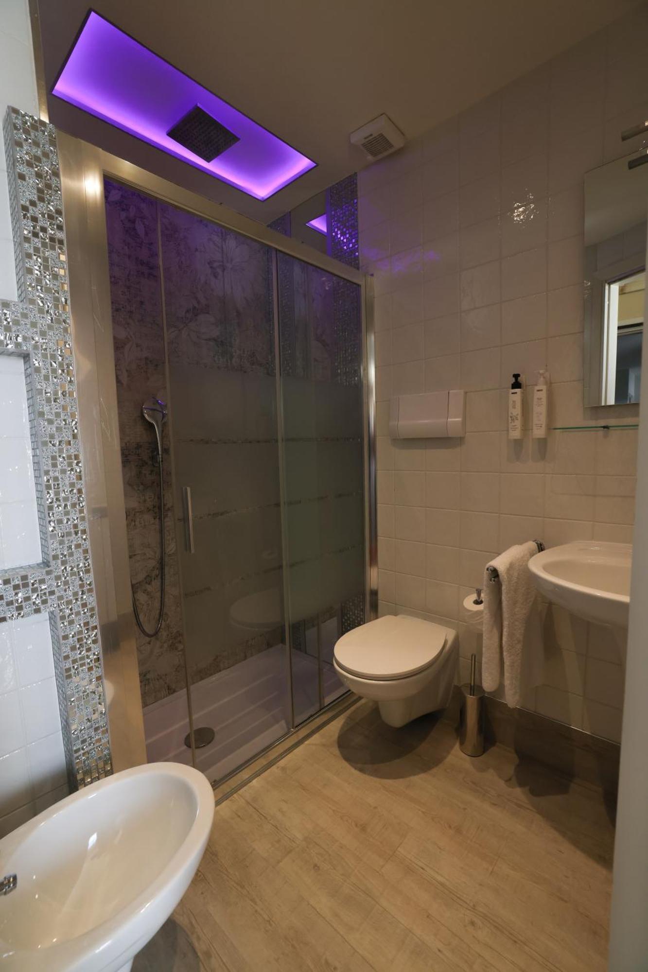 Hotel Florence Manerba del Garda Phòng bức ảnh