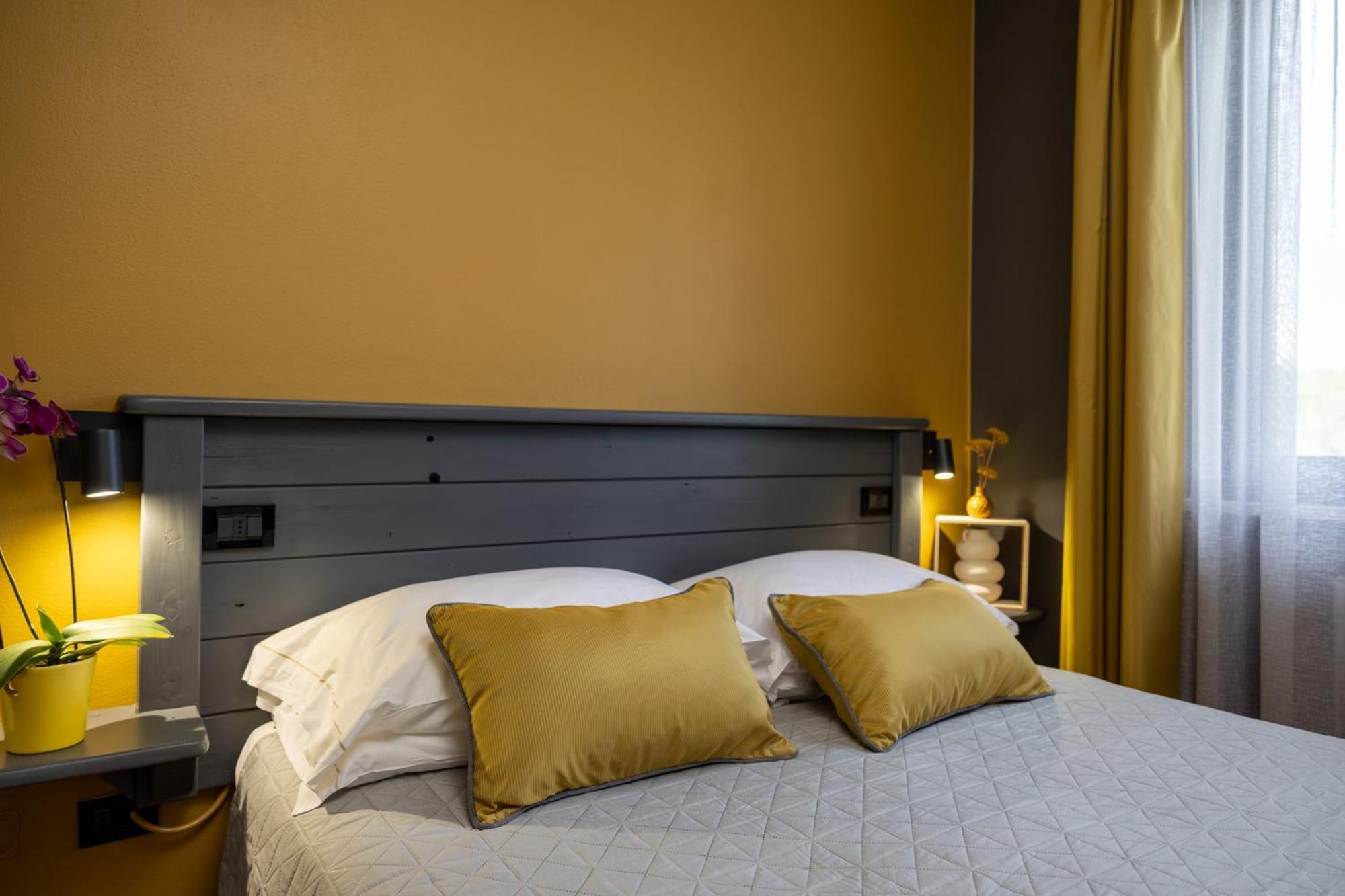 Hotel Florence Manerba del Garda Phòng bức ảnh